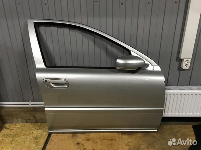 Дверь передняя левая правая Volvo v70 Дверь передняя левая правая Volvo v70