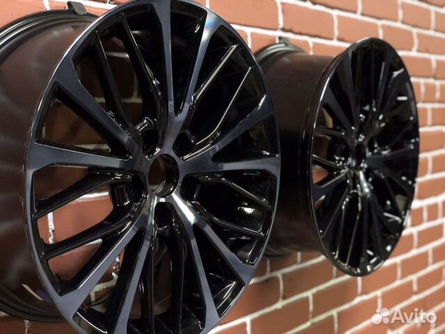 Диски R18 Toyota Lexus 5x114,3 60,1