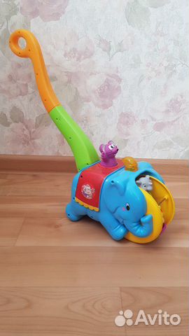 Игровая каталка с ручкой 
