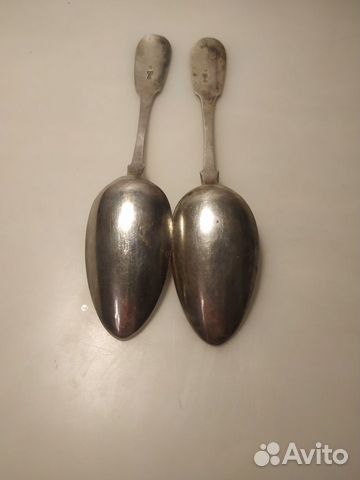 Столовые ложки из одного набора серебро 84