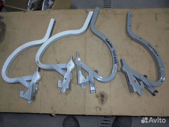 Петля крышки багажника Hyundai Solaris 2