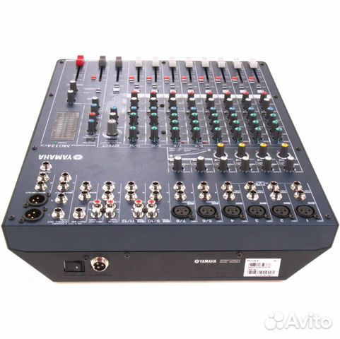 Микшерный пульт Yamaha mg124cx