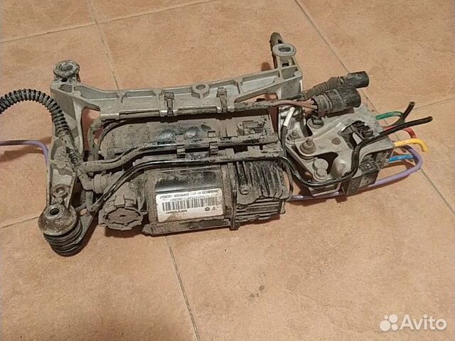 Компрессор пневмоподвески VW Туарег Ауди Q7