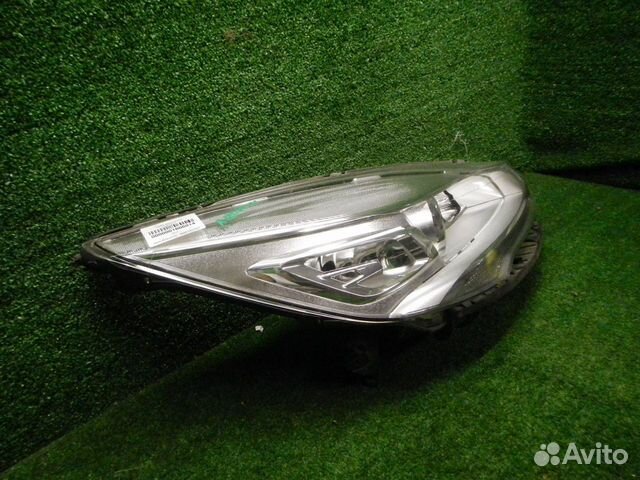 Фара правая Ford Kuga 2 (12-16) ксенон CV4413D154A