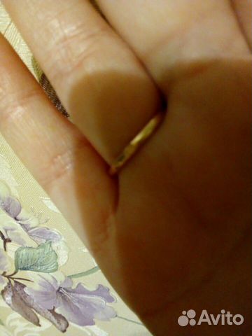 Золотое кольцо с сапфиром