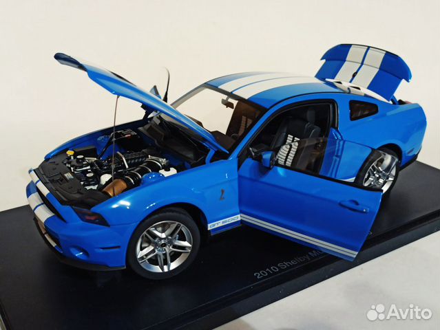 autoart shelby gt500