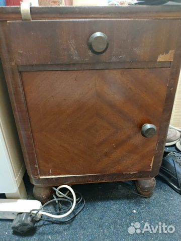 Тумбочка винтаж 50г Высота 54 см Глубина 37см Шири