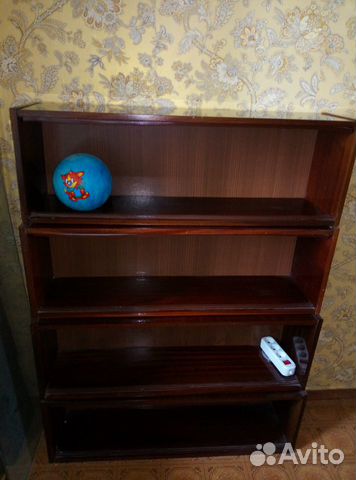 Полки для книг