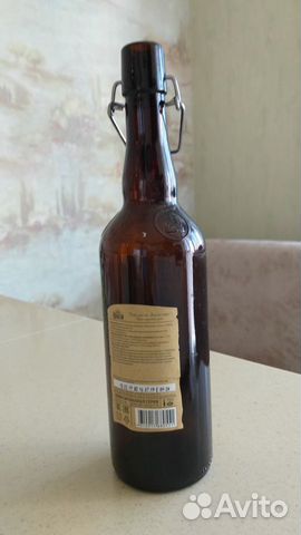 Бутылка с бугельной пробкой