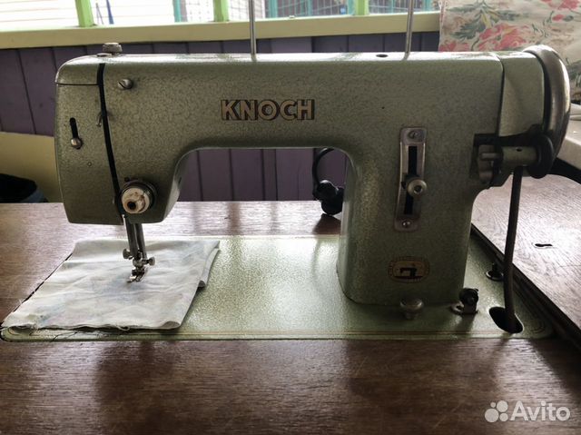 Немецкая Швейная машина Knoch Немецкая Швейная машина Knoch