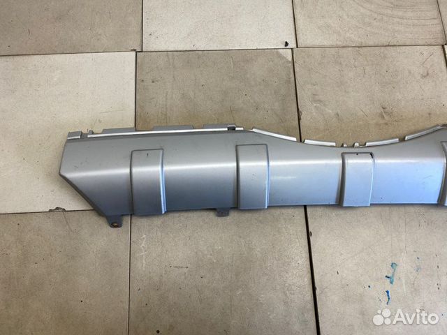 Бампер задний нижний Mitsubishi Pajero 4 V87W 4M41