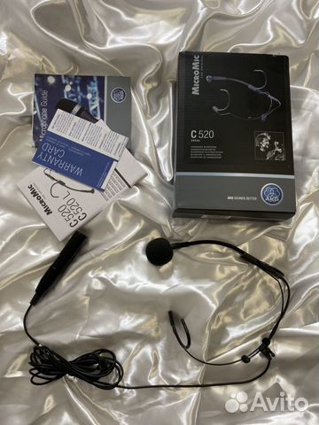 AKG C520 микрофон головной AKG C520 микрофон головной
