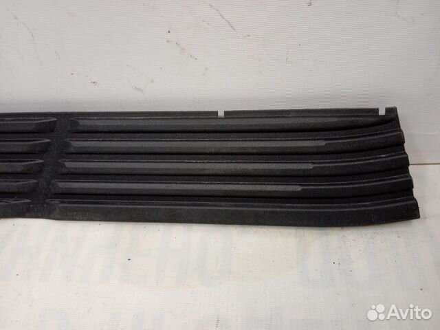 Накладка подножки правая Lexus Lx570 J200 2015 Накладка подножки правая Lexus Lx570 J200 2015