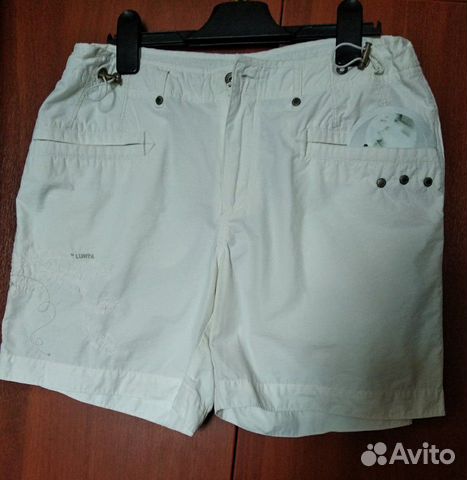 Комплектом : брюки,шорты,ветровка Комплектом : брюки,шорты,ветровка