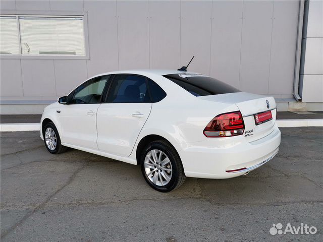Volkswagen Polo 1.6 МТ, 2018, 57 000 км Volkswagen Polo 1.6 МТ, 2018, 57 000 км