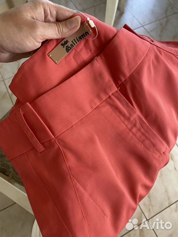 Брюки летние John Galliano Брюки летние John Galliano