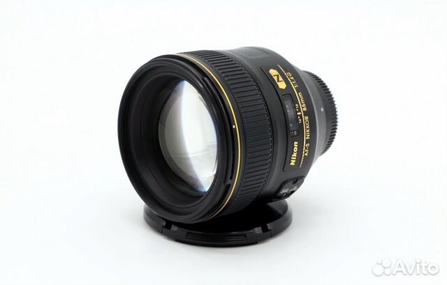 Nikon 85mm f/1.4G AF-S Nikkor Nikon 85mm f/1.4G AF-S Nikkor