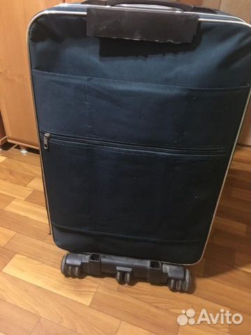 Чемодан на колесах