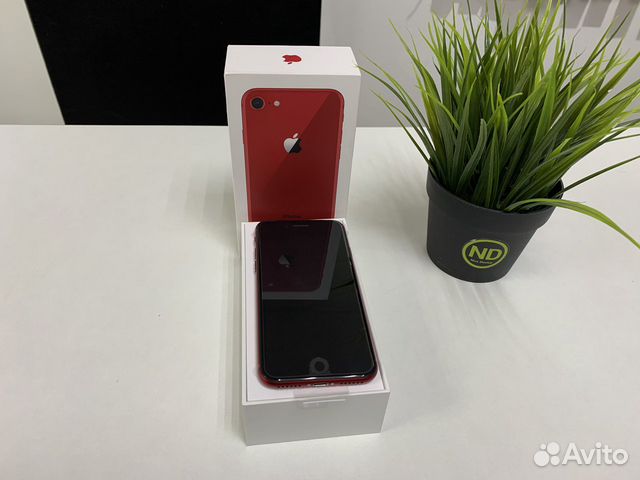Новый iPhone 8 64 Gb Red