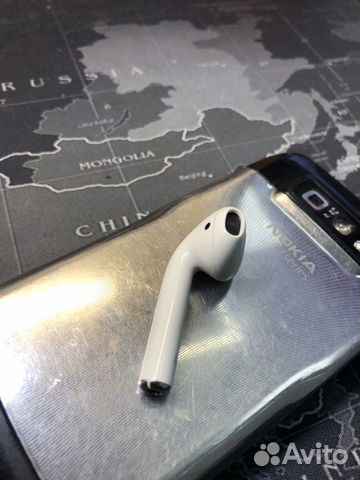 AirPods 1 series правое AirPods 1 series правое