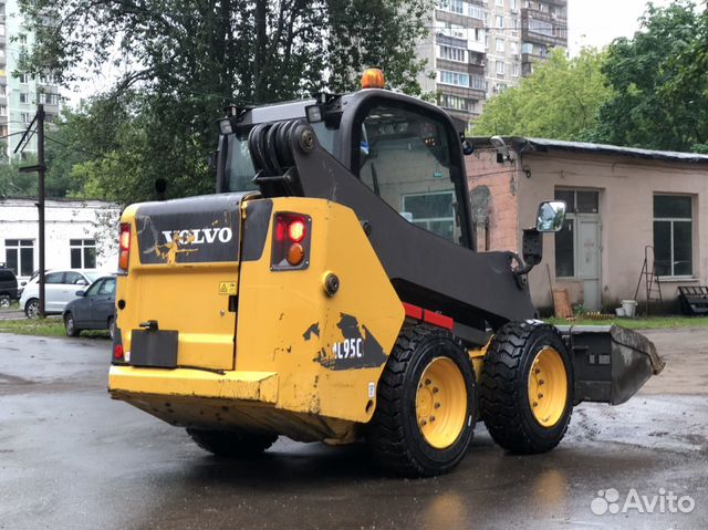 Минипогрузчик Volvo MC95C