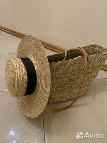 Соломенная шляпа и сумка