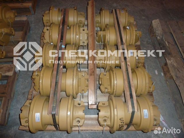 Каток опорный двубортный CAT D6R