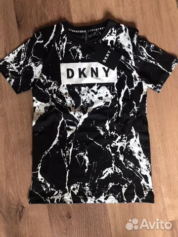Футболка dkny новая Футболка dkny новая