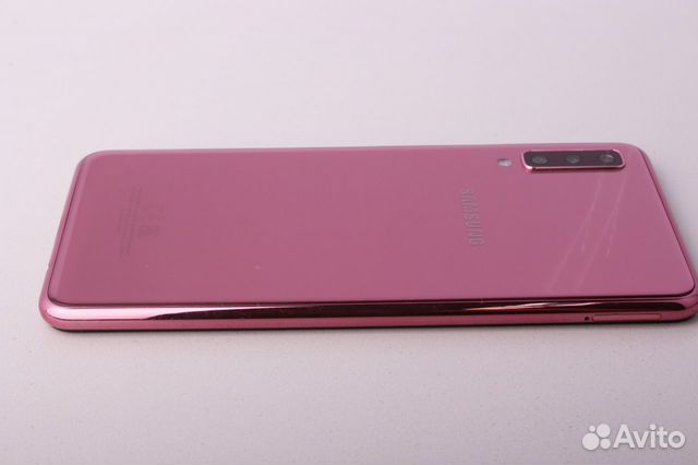 Телефон Samsung A750F/DS Galaxy A7 64Gb (2018) Pin Телефон Samsung A750F/DS Galaxy A7 64Gb (2018) Pin