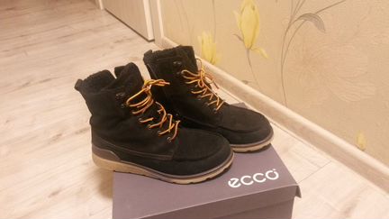 Ботинки Ecco. Разм. 39