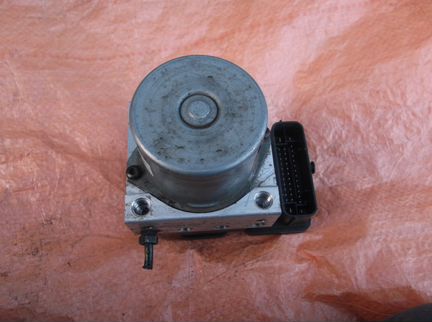 Блок ABS для Hyundai i30 58920-A6110 58920A6110