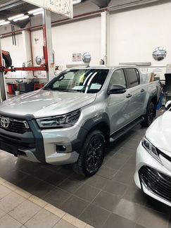 Toyota Hilux 2.8 AT, 2020, 5 км