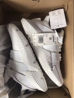 Женские кроссовки Adidas белые