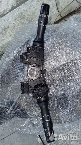 Подрулевой переключатель toyota lc200