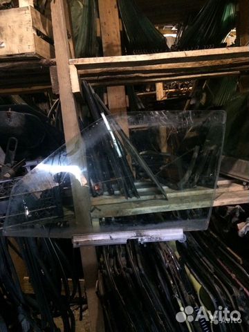 Стекло переднее правое и левое Mercedes w124