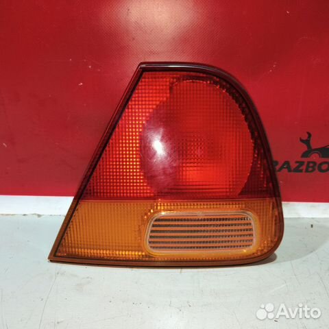 Фонарь правый внутренний Mitsubishi Carisma