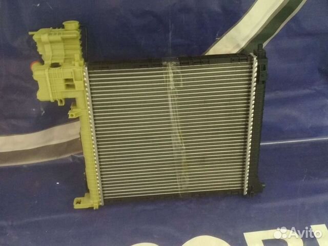 Радиатор двс Mercedes V-Class 1998