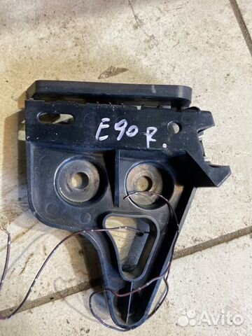 Направляющая бампера задняя левая Bmw 325I E90