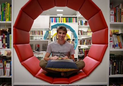 Мастер по массажу