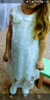 Нарядное платье для девочки 122 р(5-7 лет)