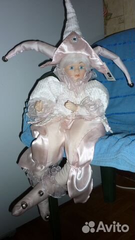 Кукла музыкальная двигающаяся