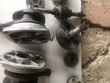 Продаю запчасти на иж юпитер-4К