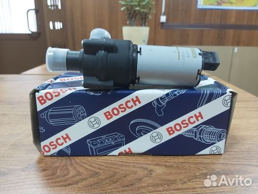 Насос отопителя дополнительный bocsh D20 мм