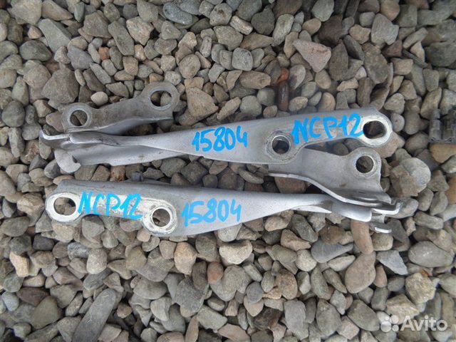 Петля капота Toyota Platz NCP12 1NZ-FE