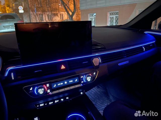 Контурная подсветка салона автомобиля