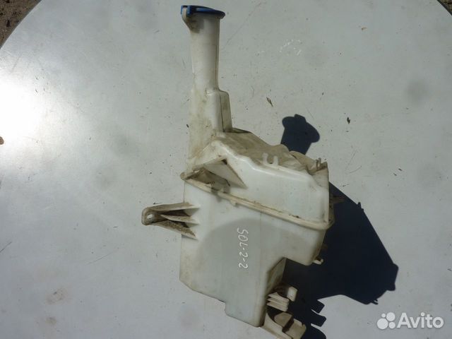 Hyundai Solaris 2 Бачок жидкости стеклоомывателя