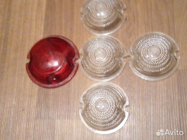 Стекла на подфарники,на фары