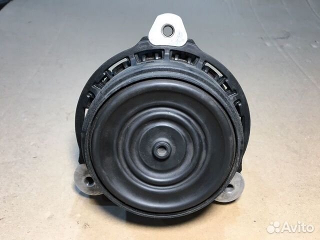 Подушка крепления двигателя передняя правая Bmw 5