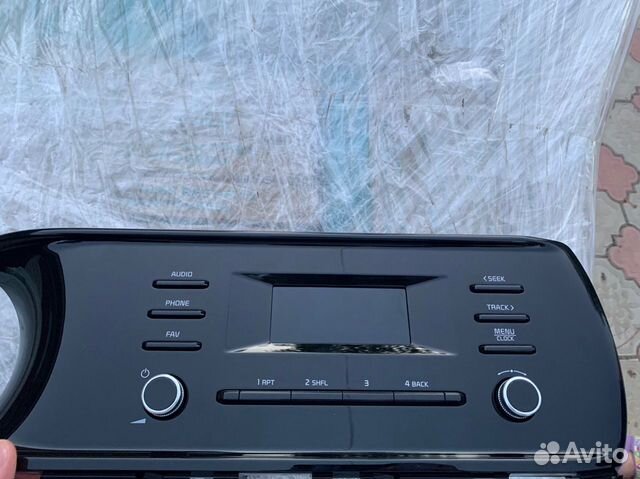 Магнитола (головное устройство) Киа К5 (KIA K5)