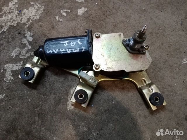 Моторчик заднего дворника на Лифан Смайли 2013 год